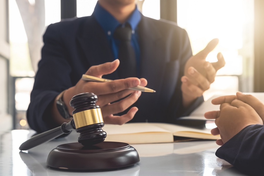 وکیل تعزیرات